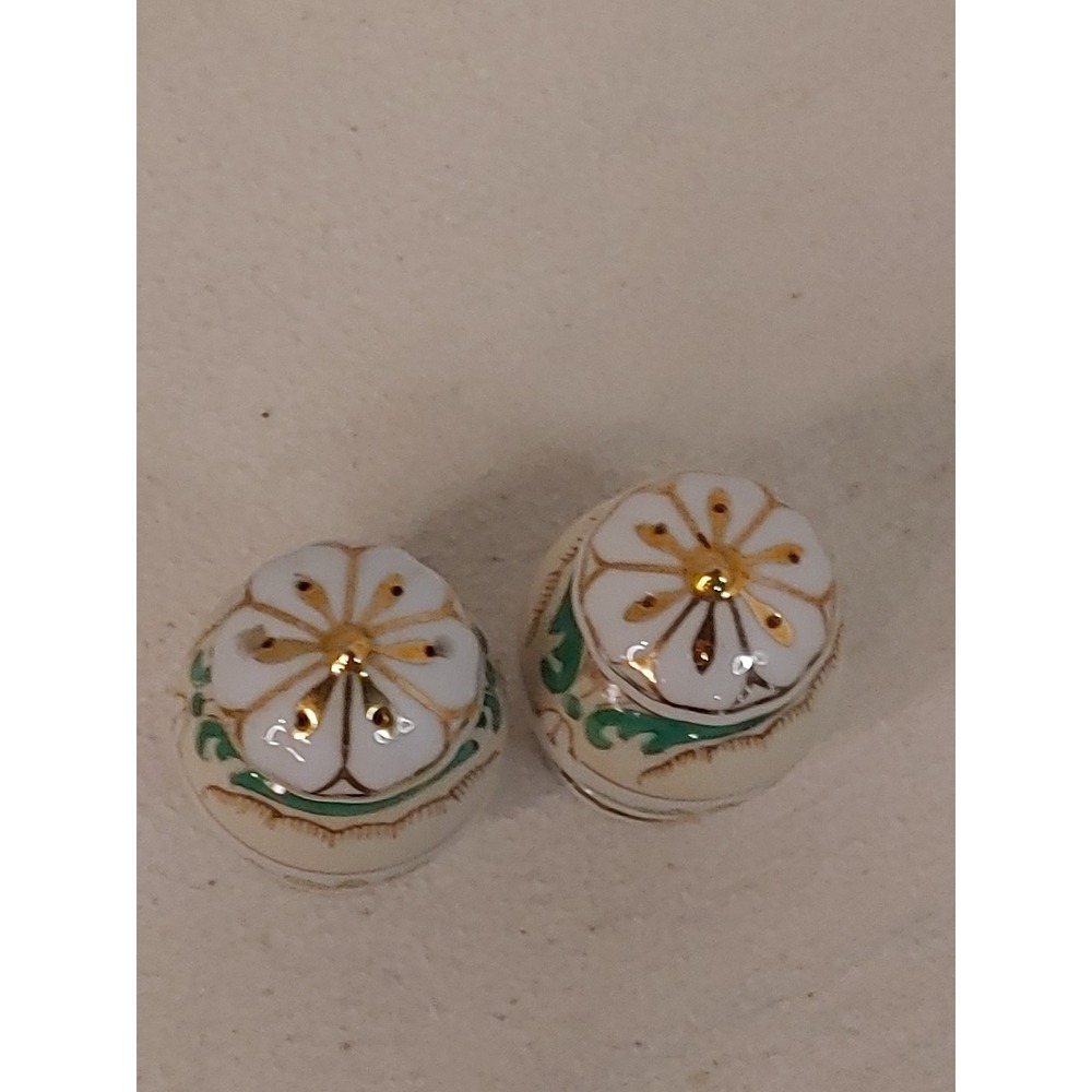 Japanese salt and pepper shakers Ceramic Green Floral design VTG Japan - Picture 5 of 7